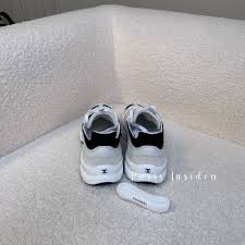 Chanel 25A Trainers G46609 – White & Black 白及黑色 - Paris Insider HK limited