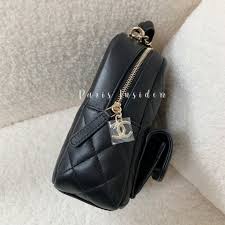 Chanel 25B backpack AS5704 – black CC 黑金扣 - Paris Insider HK limited
