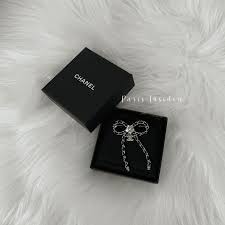 Chanel 25b Brooch - Paris Insider HK limited