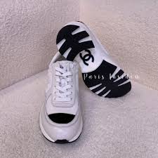 Chanel 25K Trainers G46871 – White & Black 白及黑色 - Paris Insider HK limited